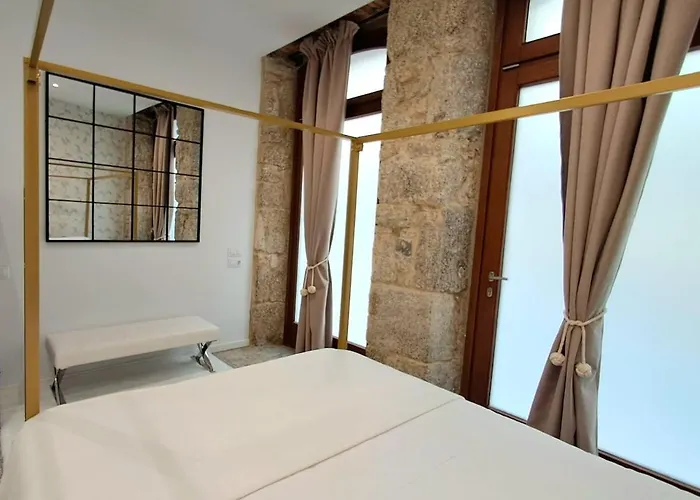 Apartment Alei Art At Orzan Corunna